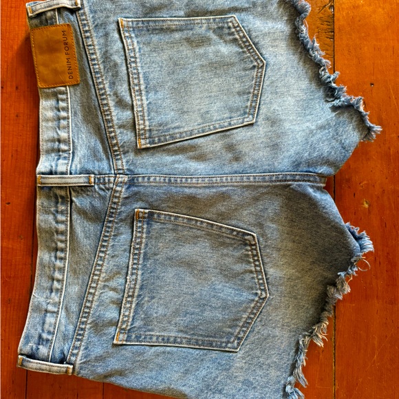 Denim Forum size 30 jean short! - Picture 3 of 3